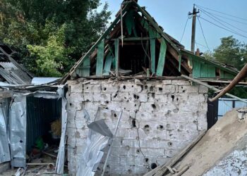 По Нікопольському району окупанти випустили близько 60 реактивних снарядів