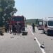 Подвійна ДТП на Дніпропетровщині: зіткнулися вантажівка та легковик, постраждали два водії