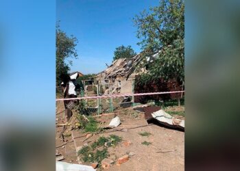 Поранено чоловіка: подробиці сьогоднішньої атаки області від ДСНС