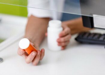 В аптеках України почнуть відпускати за електронним рецептом наркотичні препарати 