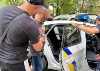 У Кривому Розі син погрожував матері гранатою