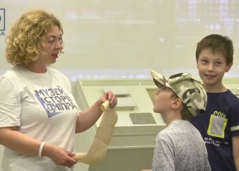 Шукали інгредієнти та малювали гарячим шоколадом. У Дніпрі відбулася перша квест-екскурсія