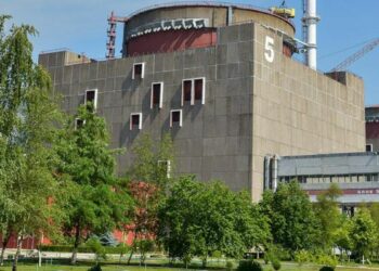 Через ворожі обстріли знову відключено п’ятий енергоблок Запорізької АЕС