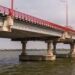 У Дніпрі чоловік стрибнув з Нового мосту: його дивом врятував водний патруль