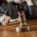 За побиття сусідки лопатою дніпрянку засудили до 100 годин громадських робіт