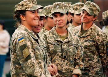 Стало відомо, скільки українських жінок воюють у лавах ЗСУ