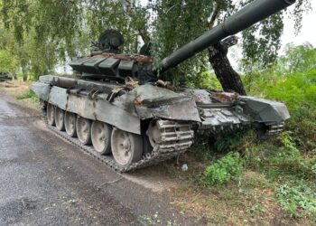 Криворізькі танкісти показали демілітаризовану техніку рашистів (ФОТО) 