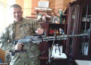 У помічника мера Кам’янського знайшли крадену бойову техніку та зброю