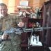 У помічника мера Кам’янського знайшли крадену бойову техніку та зброю