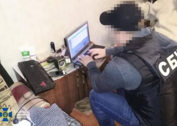 СБУ заблокувала антиукраїнську агітацію ще двох ворожих прихильниць на Дніпропетровщині
