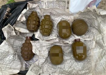 На Дніпропетровщині чоловік намагався продати гранати 
