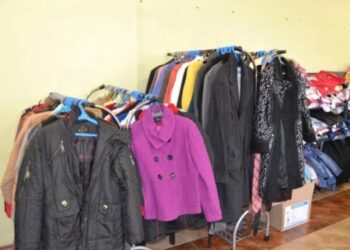 В Україні вивчається гуманітарна криза із одягом для ВПО