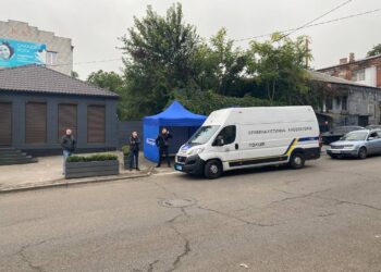 У Дніпрі працюють пункти для допомоги постраждалим внаслідок ракетного удару