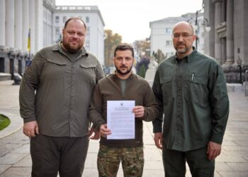 Україна подає заявку в НАТО у пришвидшеному порядку