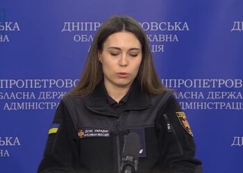Вночі ворог тричі обстріляв Нікопольський район. Зафіксували 75 снарядів з важкої артилерії