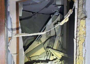Нікопольський і Синельниківський райони вночі знову були обстріляні ворогом