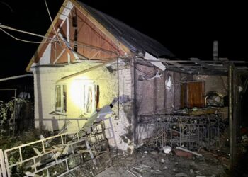 Ворог сім разів обстріляв Нікопольський район з «Градів» та важкої артилерії