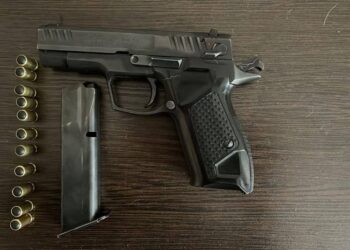 У Дніпрі поліцейські затримали озброєну злочинну групу, яка скоїла розбійний напад на чоловіка