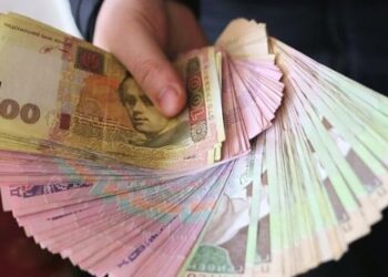 У Дніпрі постраждалим від ракетних ударів обіцяють виплачувати до півмільйона гривень