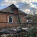 Поліція показала пошкоджені будинки після ворожих обстрілів Нікопольського району 