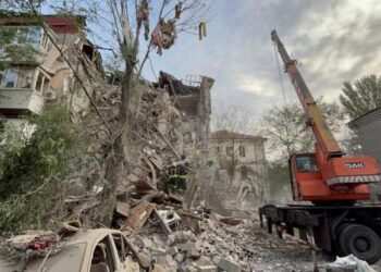 У Запоріжжі вдалося врятувати людину, яку вже вважали загиблою під час ракетної атаки