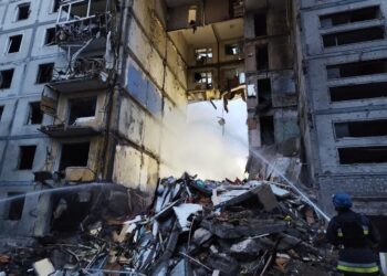 Вночі окупанти завдали масованого ракетного удару по Запоріжжю: є загиблі та поранені