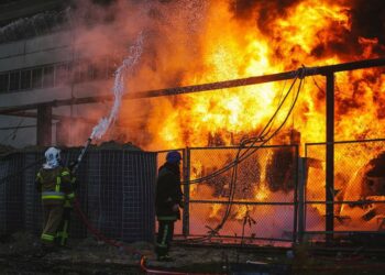 Внаслідок сьогоднішнього ворожого удару по Києву загинуло двоє людей