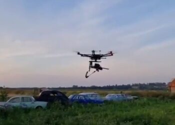 В Україні з’явився дрон із кулеметом (ВІДЕО) 