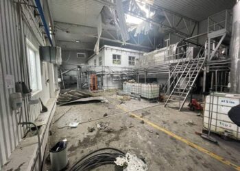 Поліція оприлюднила фотодокази ворожих обстрілів Нікопольщини 