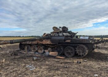 За добу українці “відмінусували” ворожий літак, гелікоптер, танк, два склади з боєприпасами та більше 40 орків