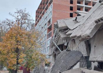 Поранено чоловіка: у Нікополі зафіксовано ще два ворожі удари 