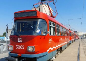 У Дніпрі тимчасово призупинено рух кількох тролейбусів, трамваю та автобусних маршрутів