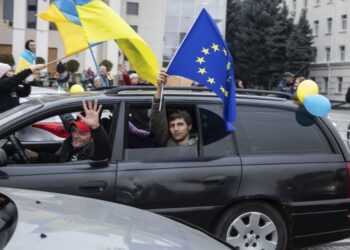 У Херсоні запрацювали держоргани, СБУ та Нацполіція: у місті запровадили комендантську годину