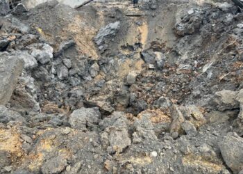 З’явилися перші фото наслідків влучання в об’єкт транспортної інфраструктури у Кривому Розі