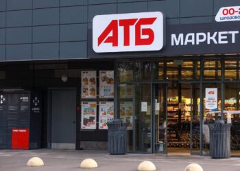 Мешканцям Дніпропетровщини надали адреси продуктових магазинів, які працюють