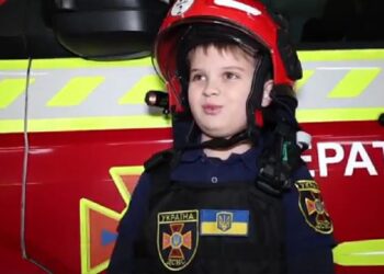 Рятувальники області розповіли про свого 8-річного помічника (ВІДЕО)