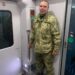 Скандал у поїзді: військового, який їхав з Дніпра, вигнали в тамбур через “поганий запах”