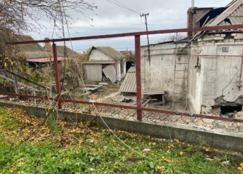 Поліція фіксує наслідки “прильотів” по об’єктах енергетичної інфраструктури та мирних кварталах Дніпропетровщини 
