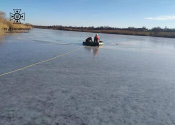 На Дніпропетровщині у ставку виявили тіло 36-річного чоловіка
