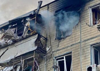 Пообіді окупанти обстрiляли Нікополь: поранено 56-річного чоловіка