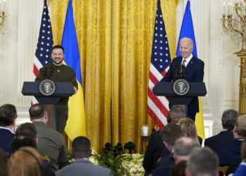 «Початок нового етапу війни»: що означає для України візит Зеленського до США