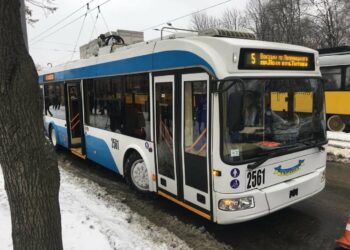 Як працюватиме транспорт у Дніпрі у новорічну ніч