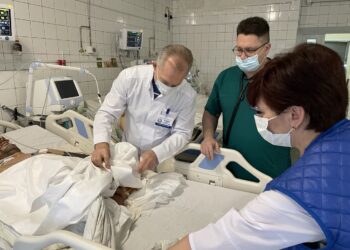 У лікарні Дніпра рятують трьох поранених бійців, які втратили ноги