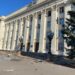 Сьогодні окупанти обстріляли будівлю Херсонської ОВА
