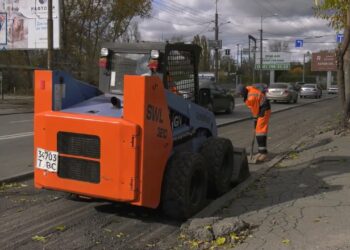 Проспект Манулівський перекриють до _грудня: у чому причина
