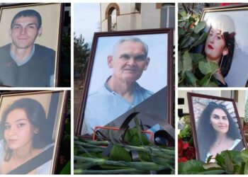 У Дніпрі поховали п’ятьох членів родини Фігурних, які загинули внаслідок ракетного удару по багатоповерхівці