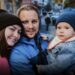 Під час ворожої атаки у Дніпрі загинула родина з маленьким сином, яка переїхала з Токмака
