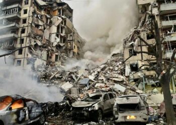 Десятеро поранених, з них – двоє дітей: перша інформація щодо постраждалих у Дніпрі