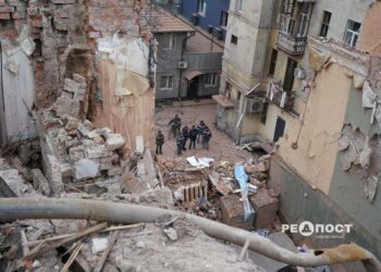 У мережі показали моторошні фото зруйнованого будинку у Харкові