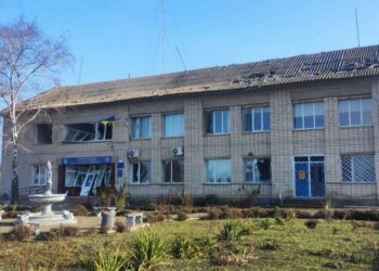 У лікарнях Кривого Рогу рятують тяжко поранених внаслідок ракетного удару на Херсонщині